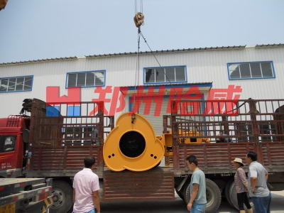 發往內(nèi)蒙興安盟沖擊壓路(lù)機(jī)