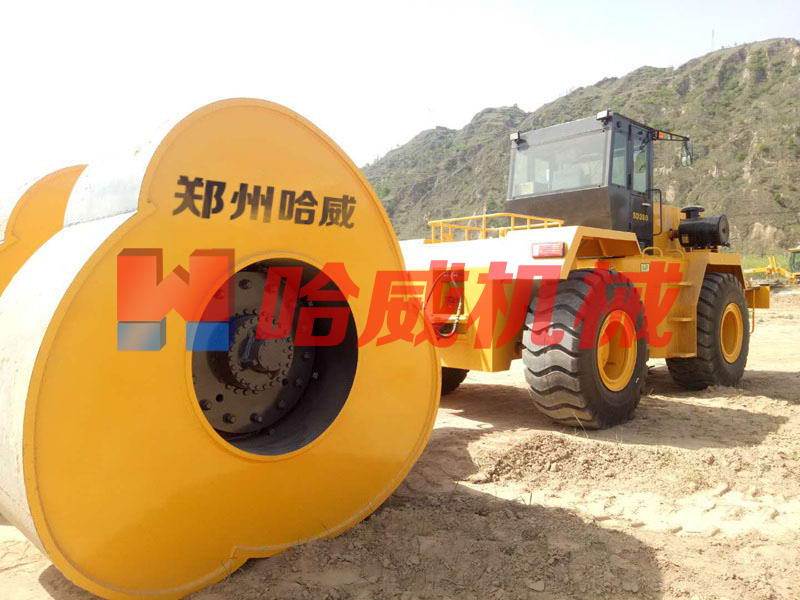 沖擊式壓路(lù)機(jī)廠(chǎng)家(jiā)