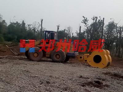 發往江蘇徐州沖擊壓路(lù)機(jī)