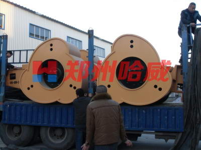 發往廣東(dōng)湛江沖擊壓路(lù)機(jī)