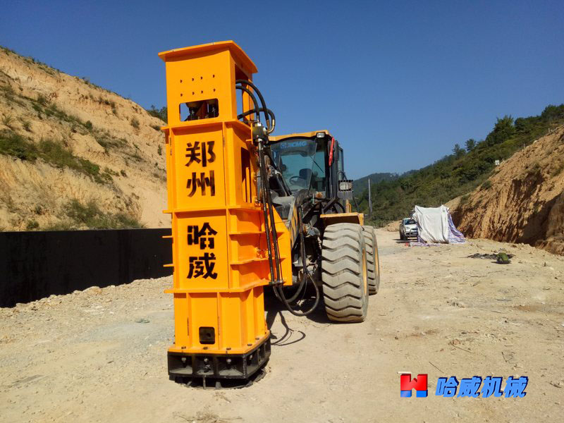 雲南(nán)省尋甸液壓夯實機(jī)施工(gōng)案例