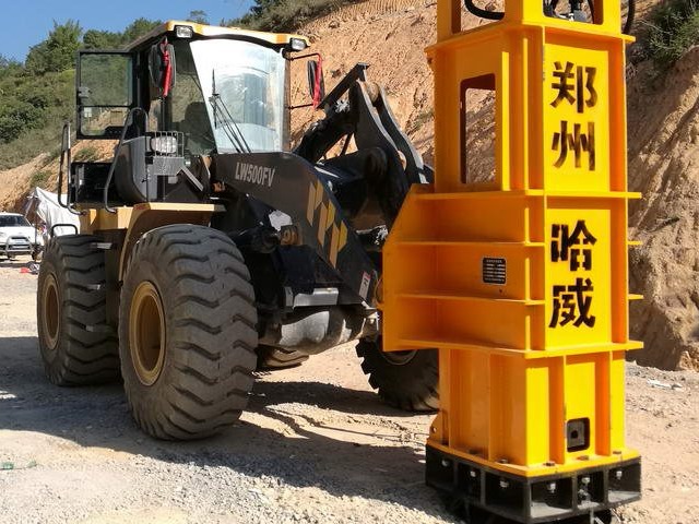 中國(guó)液壓夯實機(jī)發展曆史及施工(gōng)技(jì)術(shù)